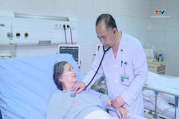 Người đặt nền móng cho kỹ thuật ghép thận tại Thanh Hóa