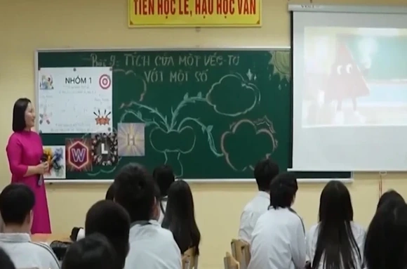 Thí điểm ba phương án dạy AI từ lớp 1 đến lớp 12