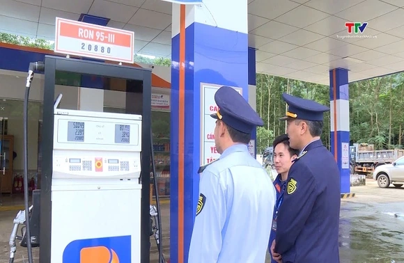 Xử lý nghiêm doanh nghiệp găm hàng, đẩy giá xăng dầu