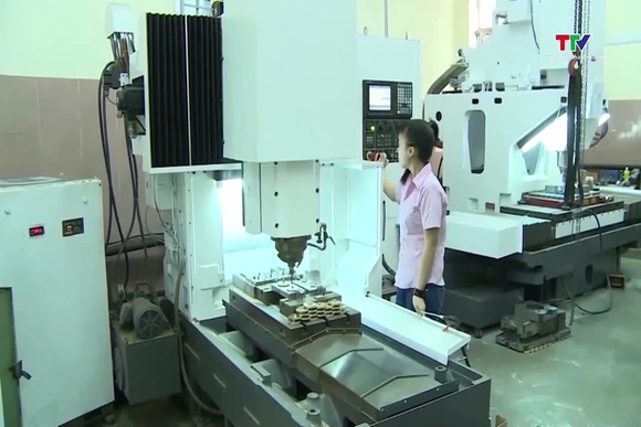 Xuất nhập khẩu tăng trưởng mạnh đầu năm 2026