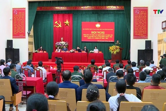 Ứng cử viên đại biểu Quốc hội khoá XVI tiếp xúc cử tri, vận động bầu cử tại xã Thiệu Toán