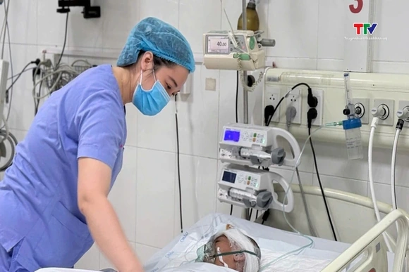 Cấp cứu thành công bệnh nhi bị chấn thương sọ não nặng