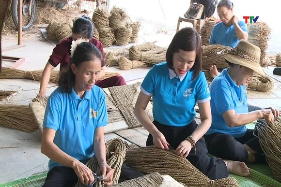 Sáng tạo khởi nghiệp, nâng cao quyền năng kinh tế cho phụ nữ