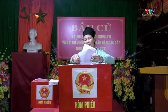 Hơn 8.000 cử tri xã Linh Sơn tham gia bầu cử