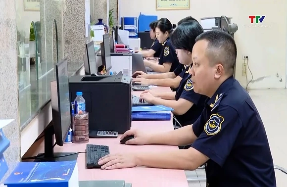 Hỗ trợ khẩn cấp thủ tục Hải quan trước căng thẳng khu vực Trung Đông