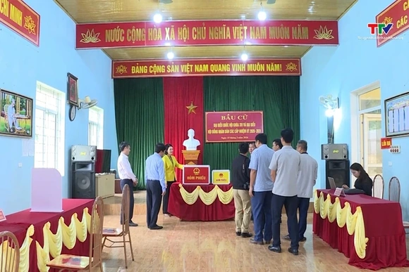 Phó Chủ tịch thường trực Ủy ban MTTQ tỉnh kiểm tra công tác chuẩn bị bầu cử