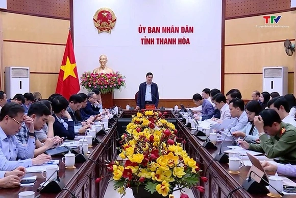 Chủ tịch UBND tỉnh nghe báo cáo tiến độ chuẩn bị Hội nghị xúc tiến đầu tư