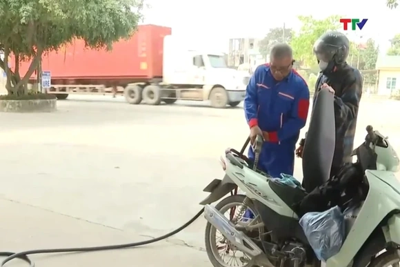 Kiên quyết không để thiếu xăng dầu trong mọi trường hợp