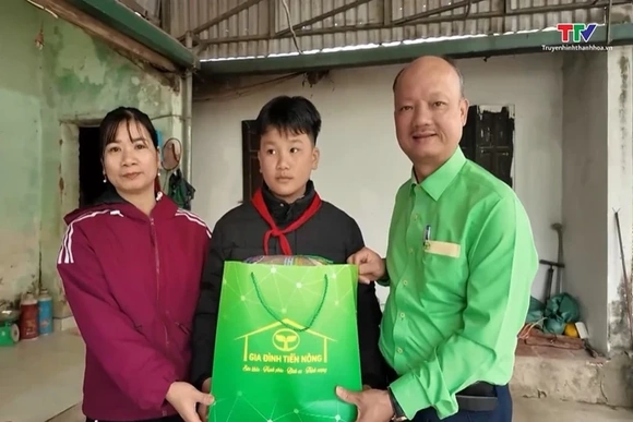 Doanh nghiệp với khuyến học - khuyến tài