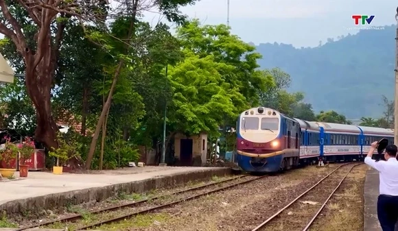 Giảm 50% vé tàu “Kết nối di sản miền Trung” trong ngày 26/3