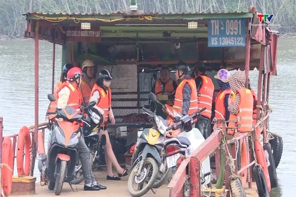 Bộ Xây dựng yêu cầu siết quản lý giá cước vận tải