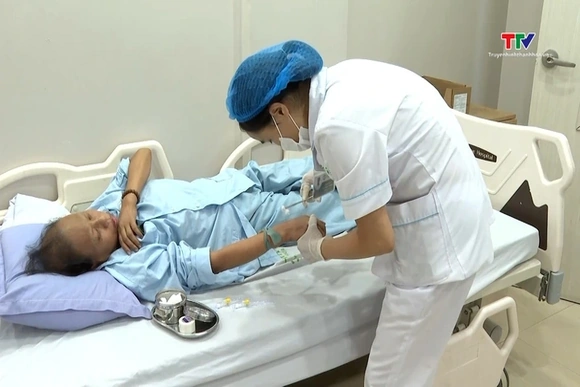 Mỗi năm Việt Nam ghi nhận hơn 24.000 ca ung thư vú mới