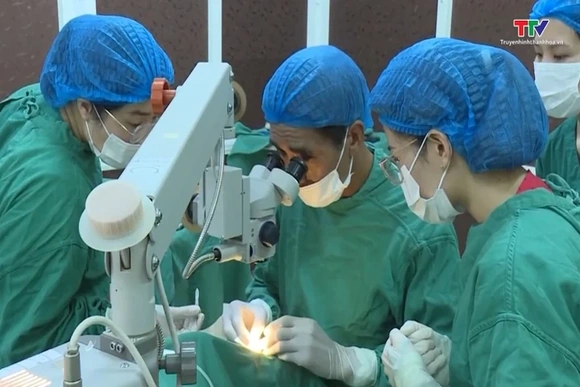 Biến chứng võng mạc do đái tháo đường có thể gây mù lòa