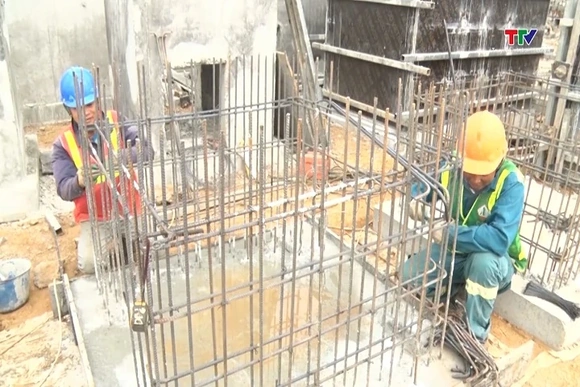 Kiểm soát giá vật liệu, tăng tốc giải phóng mặt bằng dự án