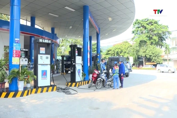 Đẩy nhanh lộ trình đưa xăng sinh học E10 ra thị trường