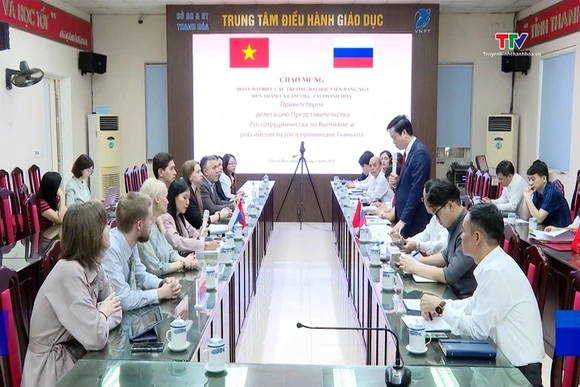 Tăng cường hợp tác giáo dục với các trường đại học Liên bang Nga