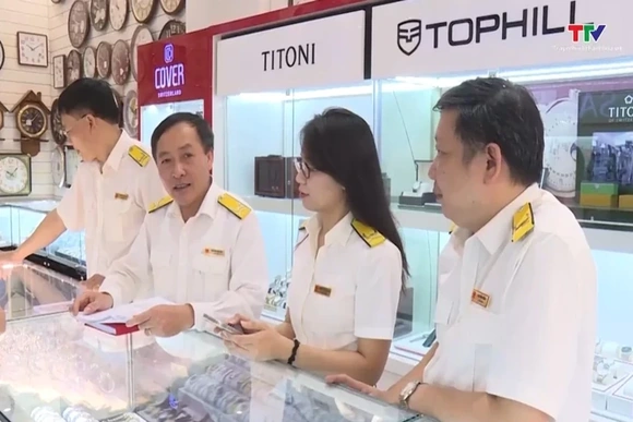Hỗ trợ hộ kinh doanh kê khai và nộp thuế theo doanh thu thực tế
