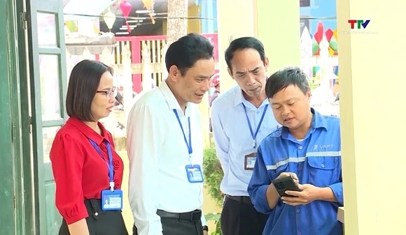 Từ ngày 15/5, học bạ và bằng cấp sẽ được tích hợp trên VNeID