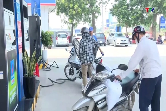 Đảm bảo nguồn cung xăng dầu