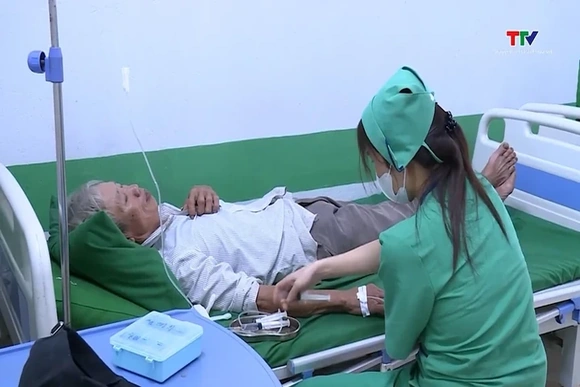 Cảnh báo nguy cơ sốt xuất huyết vào mùa sớm