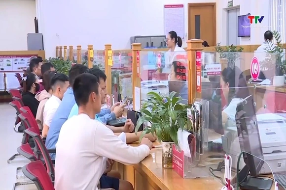 Yêu cầu ổn định mặt bằng lãi suất để hỗ trợ doanh nghiệp