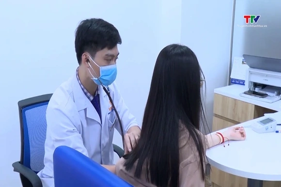 Mở rộng quyền lợi BHYT gắn với bảo đảm ổn định, bền vững chính sách