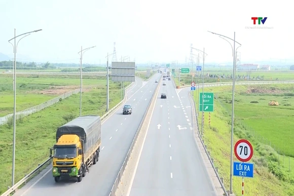 Rà soát tổ chức giao thông cao tốc trên toàn quốc, đảm bảo phù hợp quy định mới