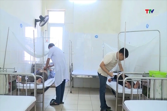 Cảnh báo nguy cơ sốt xuất huyết vào mùa sớm