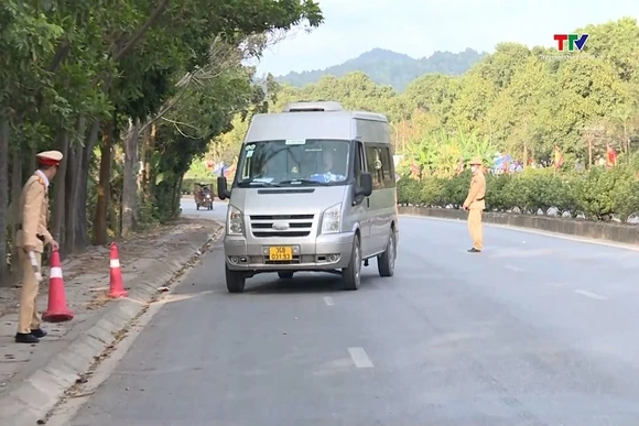 Liên thông dữ liệu, chặn xe hợp đồng trá hình