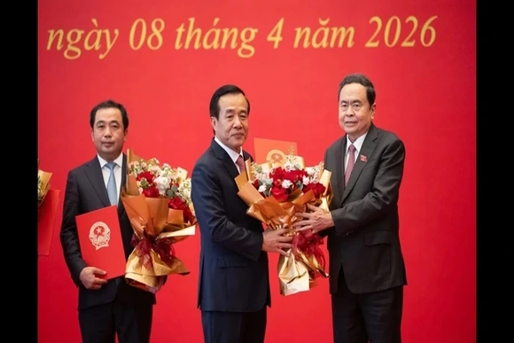 Đồng chí Lê Đức Thái - Ủy viên TW Đảng giữ chức Trưởng Đoàn Đại biểu Quốc hội khóa XVI tỉnh Thanh Hó