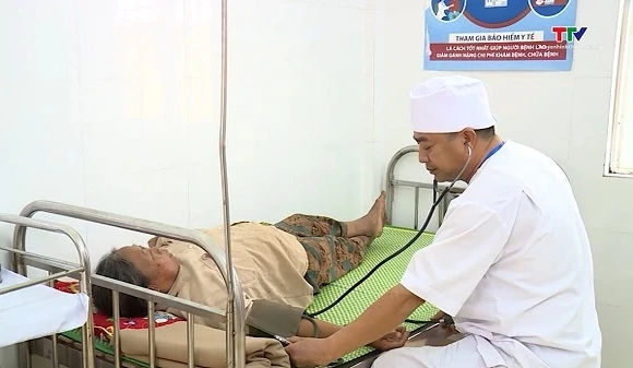 Củng cố tuyến đầu chăm sóc sức khỏe nhân dân