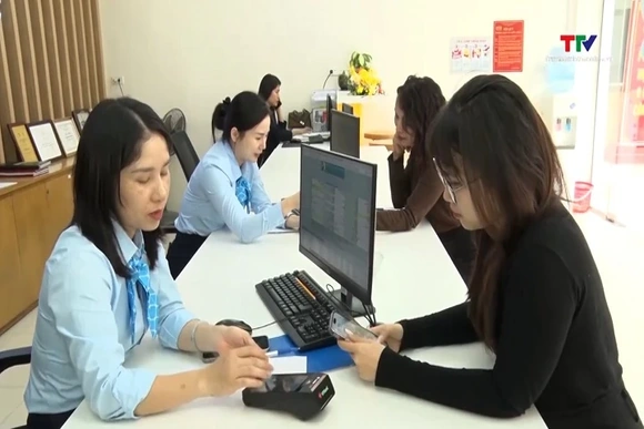 Từ 15/4, đổi thiết bị di động phải xác thực sinh trắc học