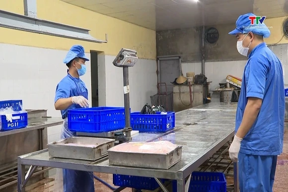 Giữ nhịp tăng trưởng sản xuất kinh doanh