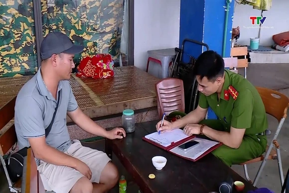 Xử lý các điểm trung chuyển hàng hóa trái phép trên tuyến tránh Quốc lộ 1