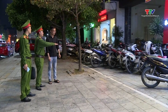 Phường Hạc Thành tăng cường bảo đảm trật tự đô thị, an toàn giao thông