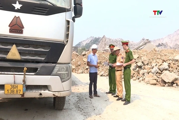 Phấn đấu hoàn thành rà soát xe ô tô tải trên 15 tấn trước 25/4
