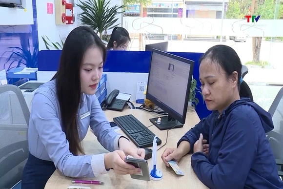 Gần 20 ngân hàng đã giảm lãi suất