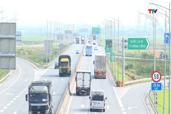 Đề xuất cho phép tạm ngừng tuyến vận tải khách không hiệu quả