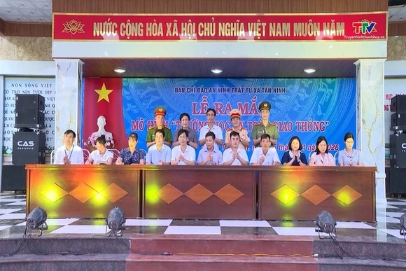 Xã Tân Ninh ra mắt mô hình “Trường học an toàn giao thông”
