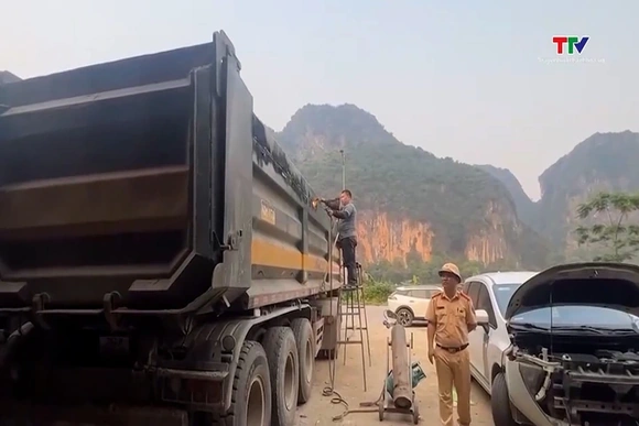 Đảm bảo an toàn giao thông trên tuyến đường Hồ Chí Minh