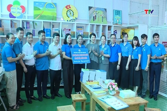 Chăm lo sức khỏe, nâng cao đời sống văn hóa cho người lao động