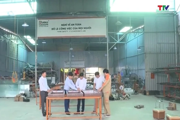Trung bình mỗi tháng cả nước có khoảng 32.000 doanh nghiệp mới thành lập và hoạt động trở lại
