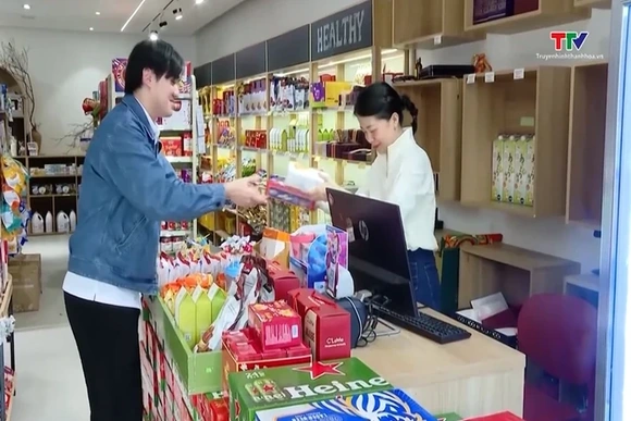 Hộ doanh thu dưới 500 triệu đồng không bắt buộc dừng hóa đơn điện tử