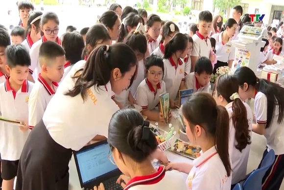 Đưa sách đến gần hơn những “công dân nhí”