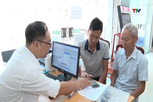 Thanh Hóa triển khai hiệu quả cơ chế “làn xanh” trong giải quyết thủ tục hành chính