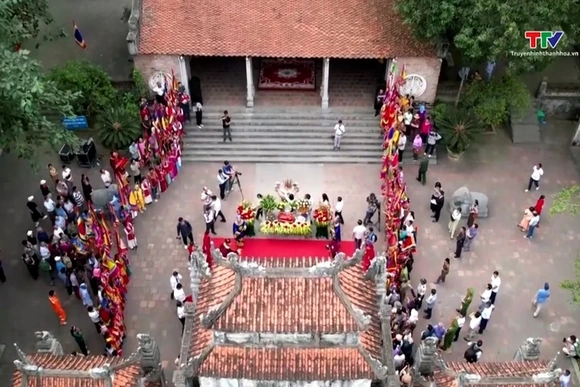 Qua miền lễ hội xứ Thanh