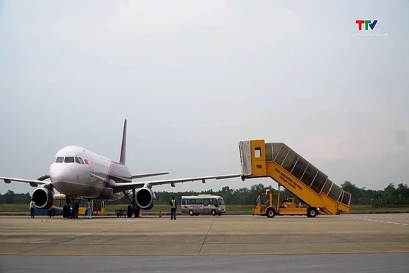 Bộ Xây dựng yêu cầu chống tăng giá vé xe vô lý dịp nghỉ lễ