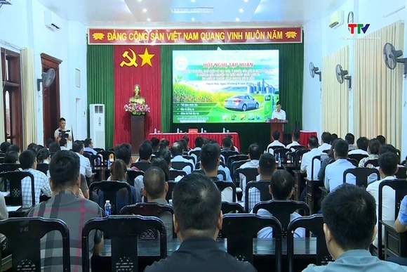 Tập huấn tuyên truyền, phổ biến về vai trò, ý nghĩa của xăng sinh học E10