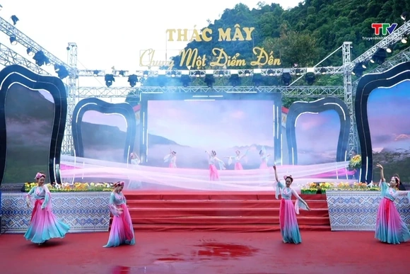Khai mạc Tuần lễ Du lịch thác Mây năm 2026