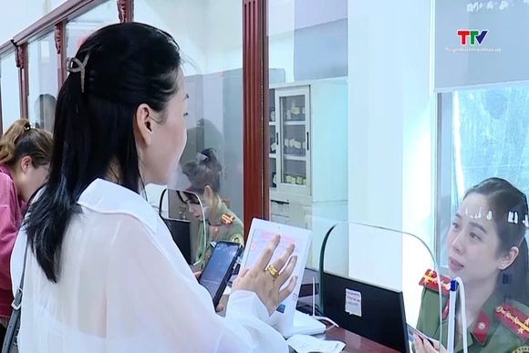 Công khai các Bộ chậm tiến độ, chưa đạt chỉ tiêu cắt giảm thủ tục hành chính, điều kiện kinh doanh